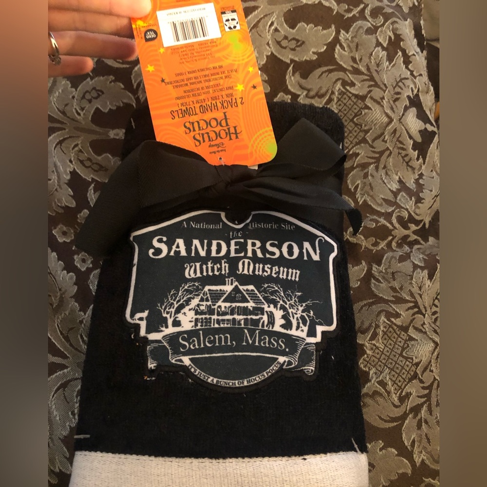 Hocus Pocus Halloween Hand Towels